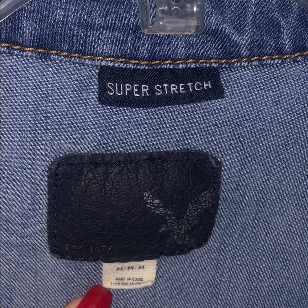 Jean jacket - Picture 2 of 4